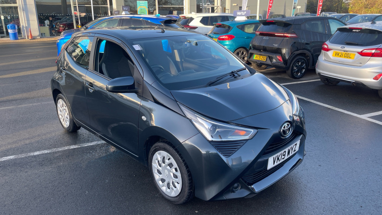 Toyota Aygo 1.0 VVT-i X-Play 5dr Petrol Hatchback
